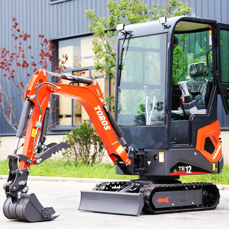 Mini excavadora 1.2 t trabajando